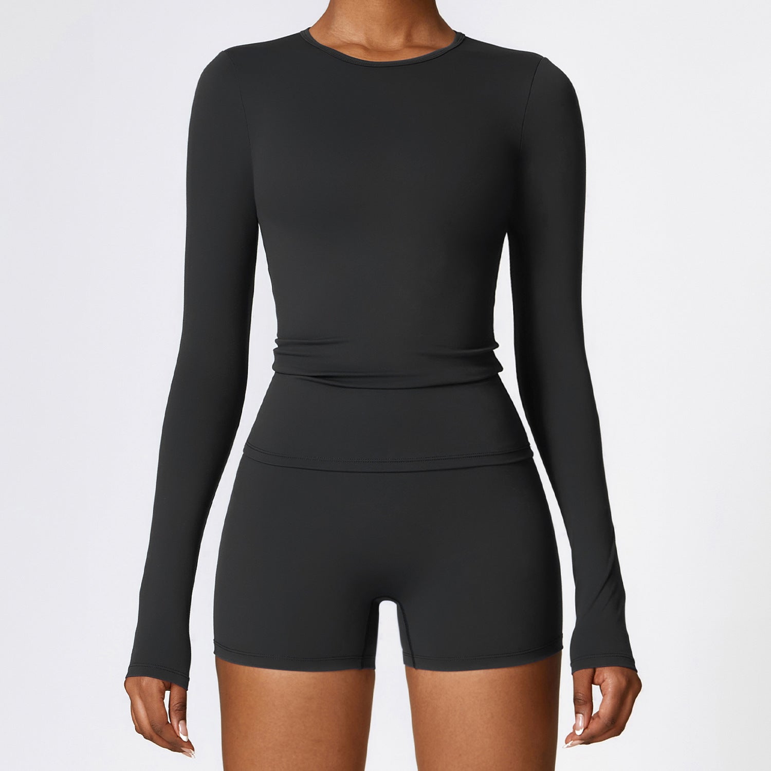 Yoga Set mit Langarmshirt und Shorts