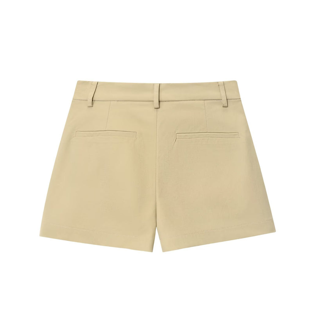 Jacke mit Bindegürtel & High-Waist Shorts